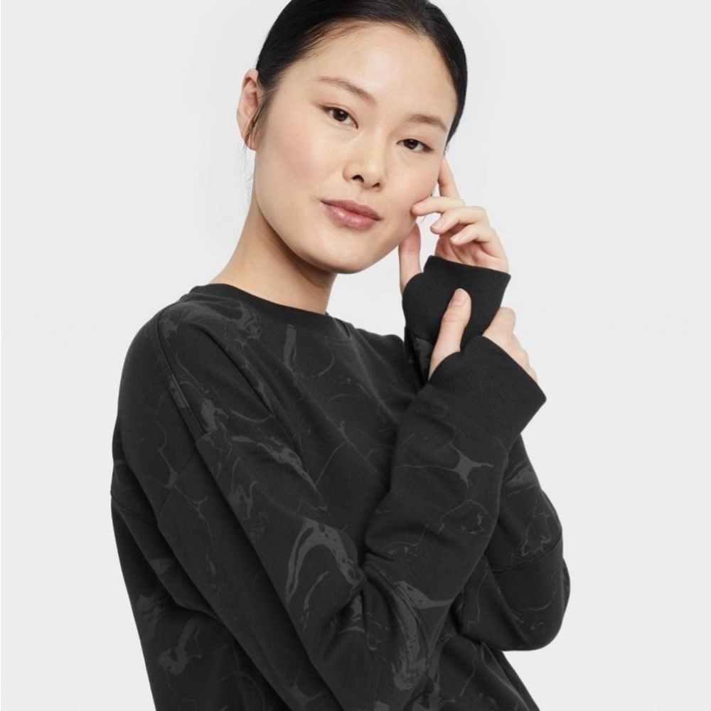 All in motion black French terry sweatshirt nwt - Picture 4 of 4